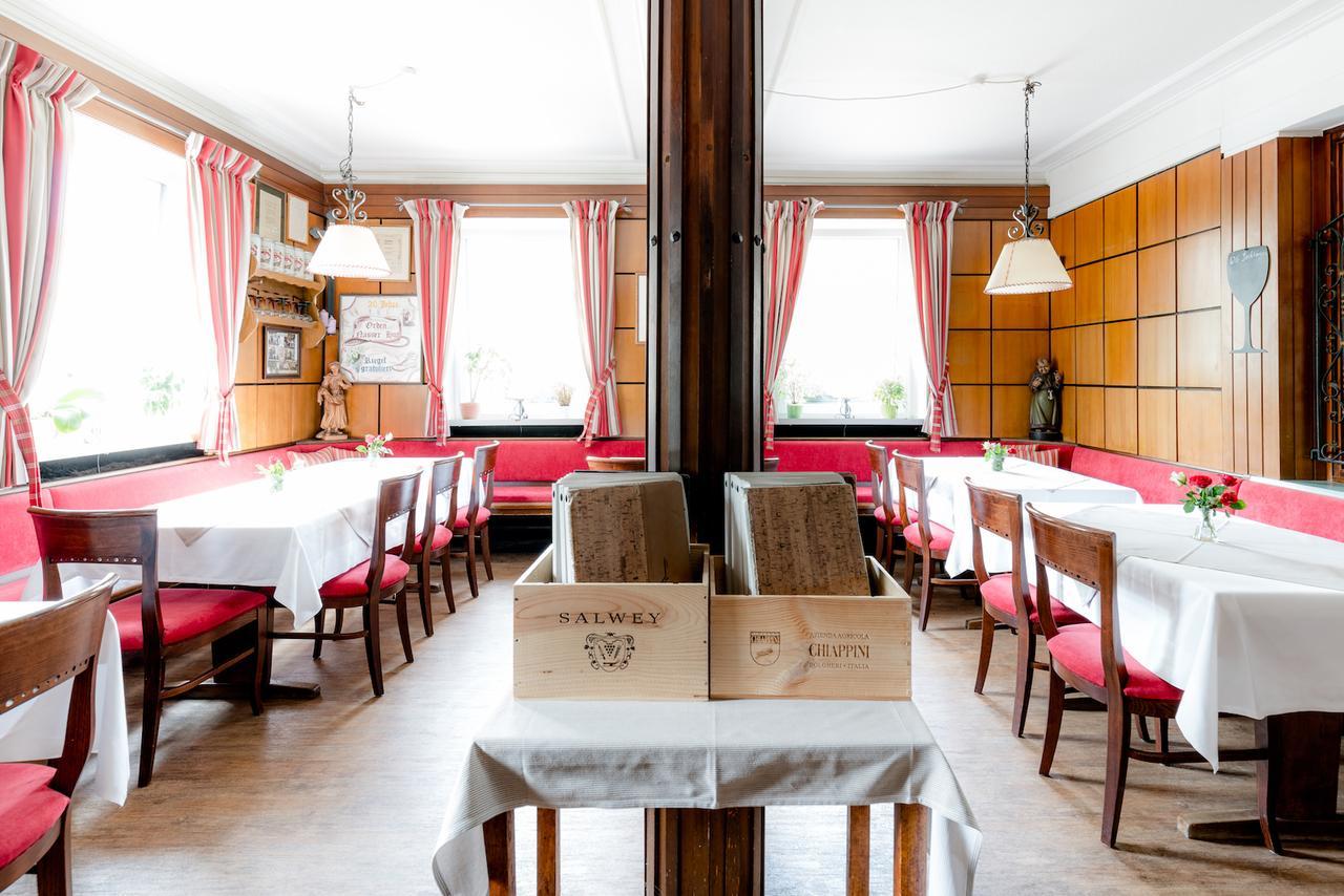 Gasthof - Hotel Kopf รีเกอ ภายนอก รูปภาพ