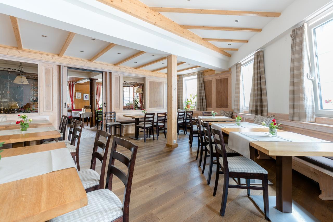 Gasthof - Hotel Kopf รีเกอ ภายนอก รูปภาพ